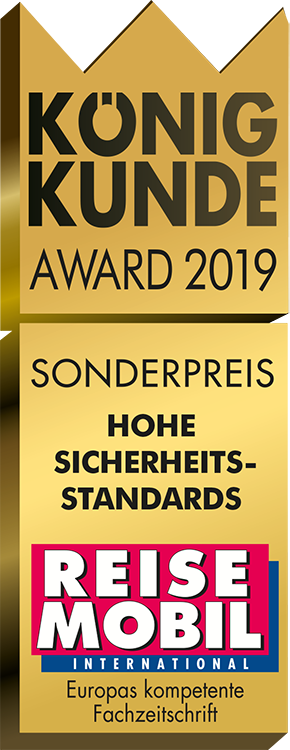 Auszeichnungstafel mit goldenen und schwarzen Farben. Der Text lautet: König Kunde Award 2019, Sonderpreis Hohe Sicherheitsstandards, Reisemobil International, Europas kompetente Fachzeitschrift.