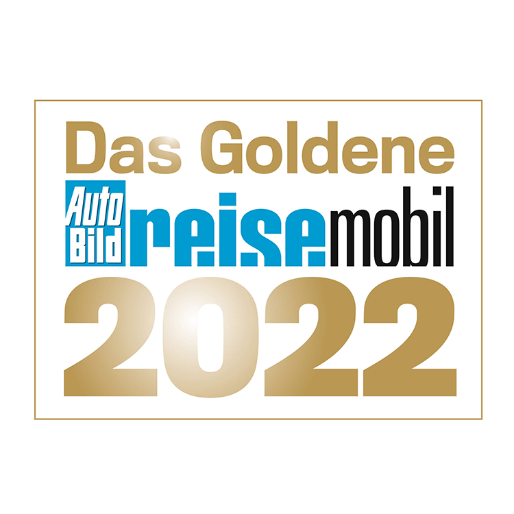 Eine Grafik mit dem Text Das Goldene Auto Bild Reisemobil 2022 in Gold, Blau, Schwarz und Weiß, die eine Auszeichnung der Zeitschrift Auto Bild Reisemobil für das Jahr 2022 darstellt.
